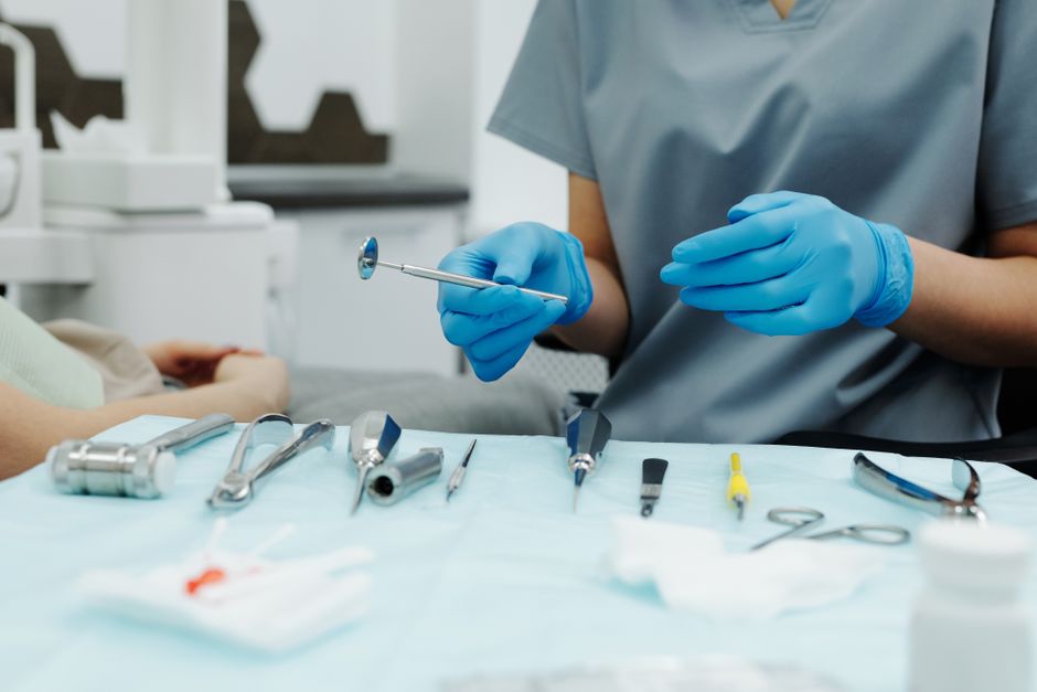 surgical instrument supplier